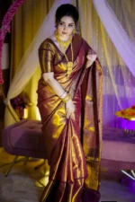 ব্লাউজ পিস সহ প্রিমিয়াম কাঞ্চিপুরম - Image 3